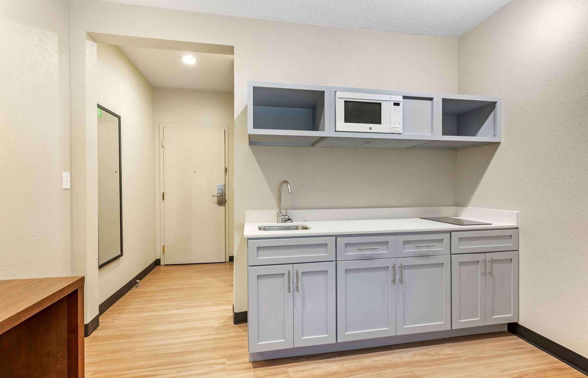 Extended Stay America Suites - Buffalo - Airport Чиктовага Экстерьер фото